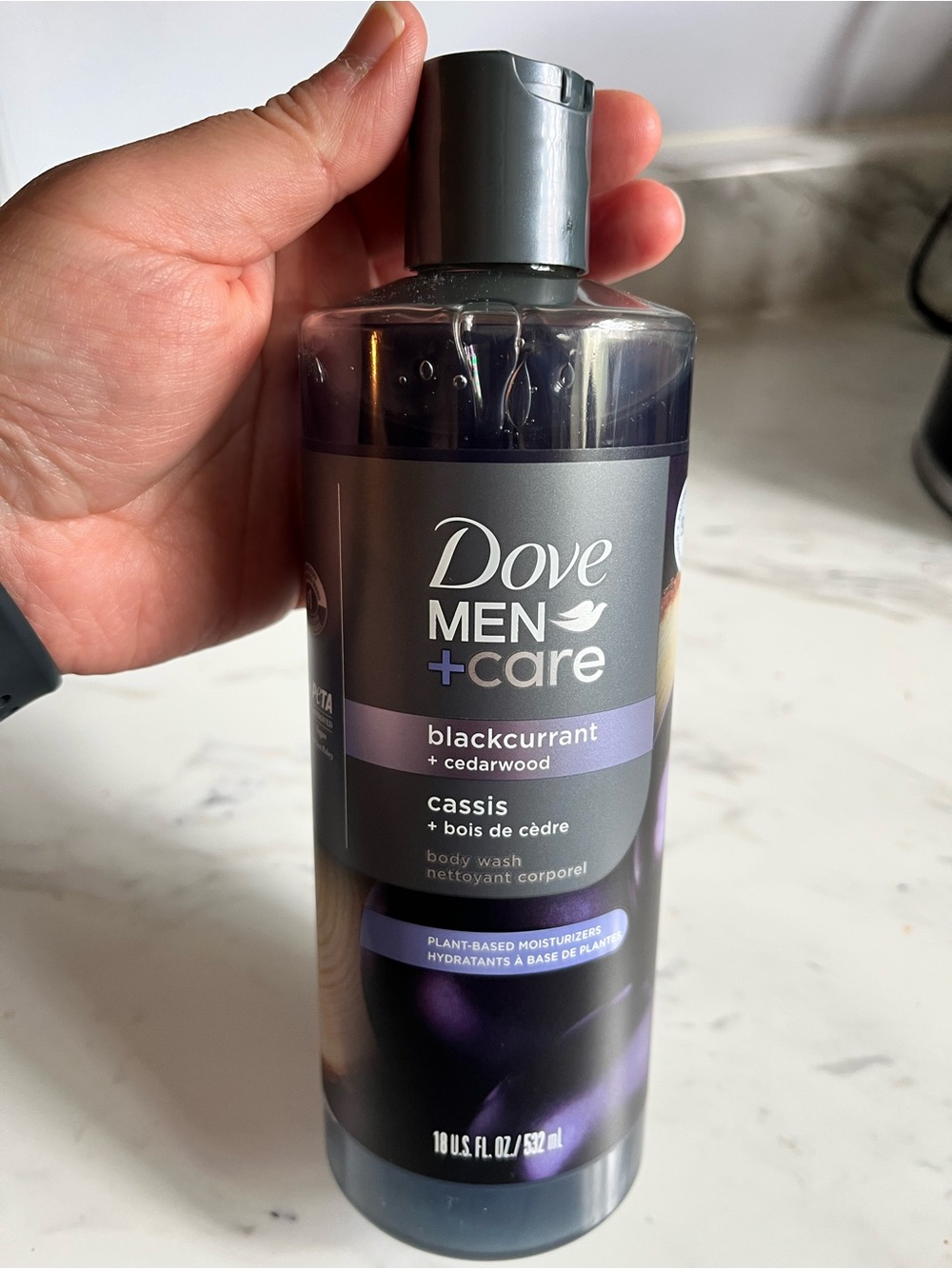 DOVE Men+Care Blackcurrant + Cedarwood Body Wash